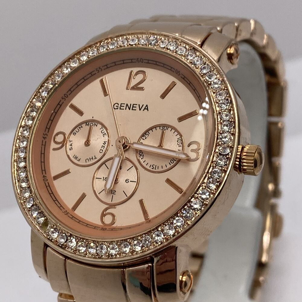 Geneva Womens Gold Tone Quartz Watch New Battery